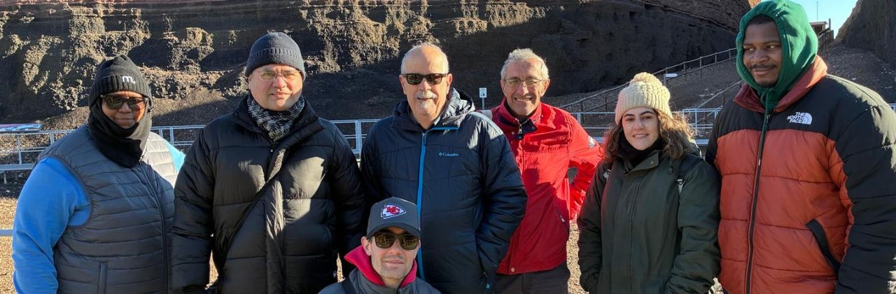 Visita del IGeA-UCLM a las explotaciones de puzolana del volcán Cerro Gordo