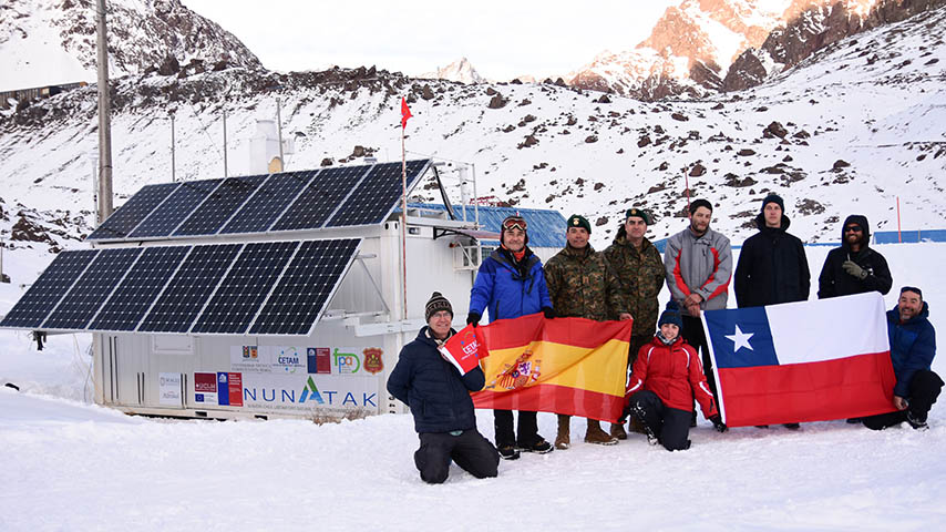  Group of researchers in the Chilean Alps